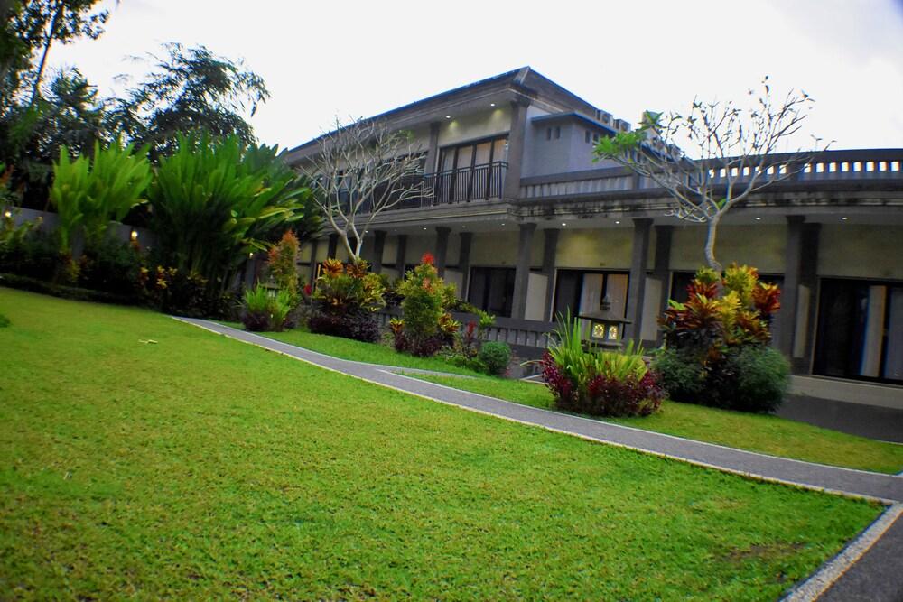 Purnama Hotel Ubud  Exterior photo